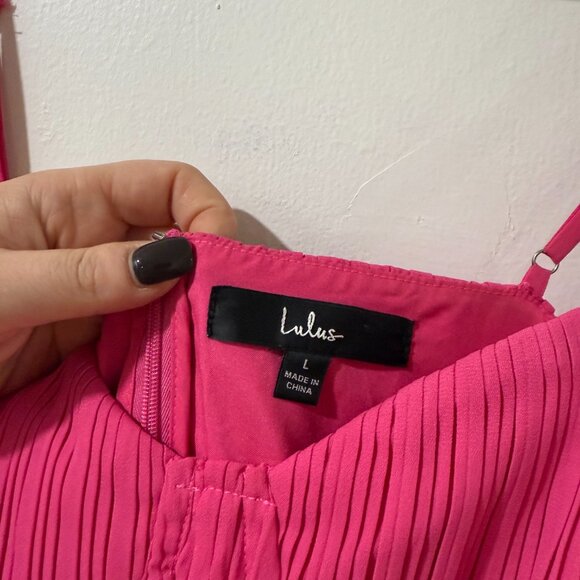 💖🌸 Lulus Cascading Crush Hot Pink Tiered Midi Dress 🌸💖 - Picture 5 of 11